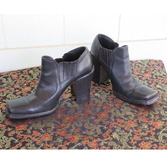 Vintage leather bootie - Picture 1 of 7